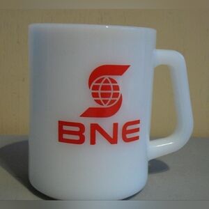 1 Vintage Federal " Scotiabank BNE" Milk Glass Advertising Mug Cup